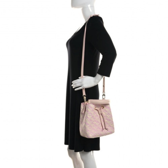 Louis Vuitton Limited edition Neonoe Stardust impriente pink shoulder bag - Picture 16 of 17